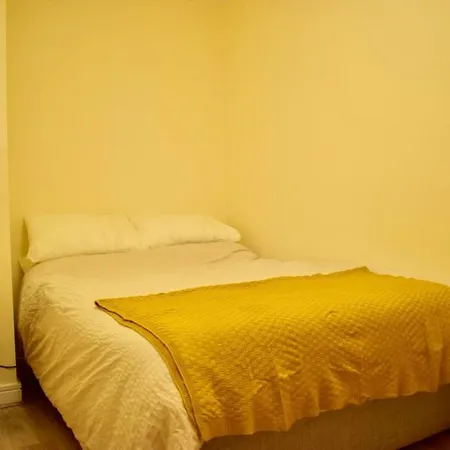Spacious And Bright 2 Bedroom In 2 Апартаменты Дублин